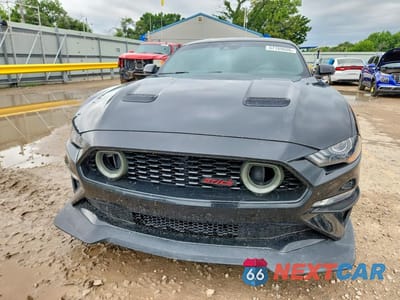 Piąte zdjęcie samochodu w środku: 2022 FORD MUSTANG GT VIN:1FA6P8CF1N5109586 - miniatura