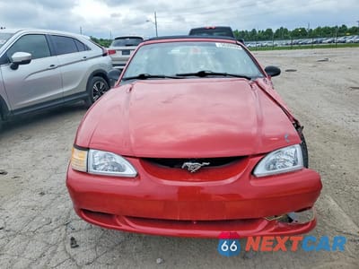 Piąte zdjęcie samochodu w środku: 1994 FORD MUSTANG GT VIN:1FALP45T6RF149726 - miniatura