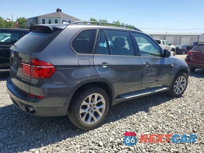 Trzecie zdjęcie samochodu z tyłu: 2011 BMW X5 XDRIVE35I VIN:5UXZV4C51BL738705 - miniatura