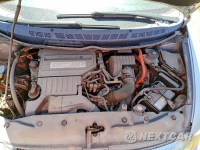 Zdjęcie 11 z 12 samochodu: 2006 HONDA CIVIC HYBRID VIN:JHMFA362X6S028689 - miniatura