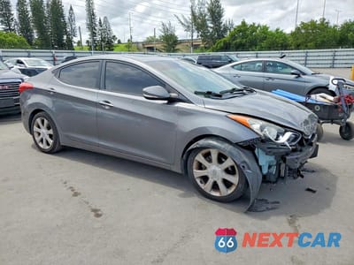 Czwarte zdjęcie samochodu z boku: 2012 HYUNDAI ELANTRA LIMITED VIN:5NPDH4AE3CH111385 - miniatura