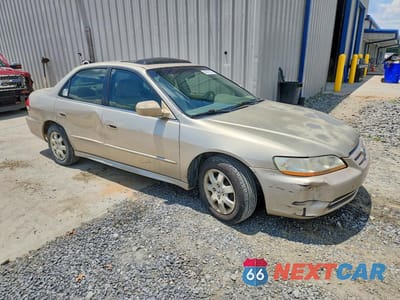 Czwarte zdjęcie samochodu z boku: 2002 HONDA ACCORD EX VIN:JHMCG66812C005653 - miniatura