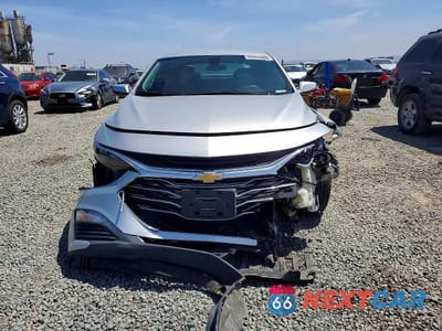 Piąte zdjęcie samochodu w środku: 2020 CHEVROLET MALIBU LT VIN:1G1ZD5ST7LF040957 - miniatura