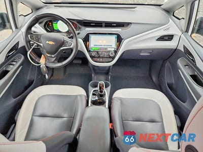 Zdjęcie 8 z 12 samochodu: 2021 CHEVROLET BOLT EV PREMIER VIN:1G1FZ6S05M4104202 - miniatura