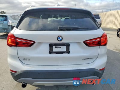 Zdjęcie 6 z 13 samochodu: 2018 BMW X1 XDRIVE28I VIN:WBXHT3C31J5L27502 - miniatura