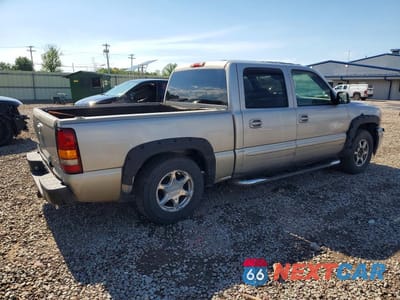 Trzecie zdjęcie samochodu z tyłu: 2005 GMC SIERRA K1500 DENALI VIN:2GTEK63N151213724 - miniatura