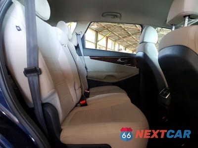 Zdjęcie 10 z 13 samochodu: 2018 KIA SORENTO VIN:5XYPG4A39JG427652 - miniatura