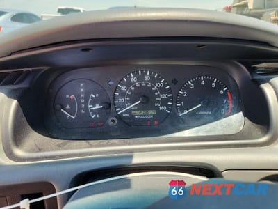 Zdjęcie 9 z 12 samochodu: 2001 TOYOTA CAMRY LE VIN:4T1BG22K41U053675 - miniatura