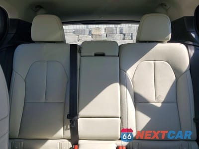 Zdjęcie 10 z 13 samochodu: 2019 VOLVO XC40 T5 MOMENTUM VIN:YV4162UK0K2144873 - miniatura