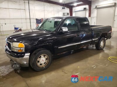 2002 GMC NEW SIERRA K1500 2GTEK19VX21130850 - główne zdjęcie licytacji z USA - miniatura