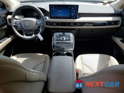 Zdjęcie 8 z 14 samochodu: 2022 LINCOLN NAUTILUS RESERVE VIN:2LMPJ8K97NBL08200 - miniatura