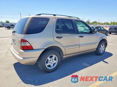Trzecie zdjęcie samochodu z tyłu: 2001 MERCEDES-BENZ ML 320 VIN:4JGAB54E61A277132 - miniatura