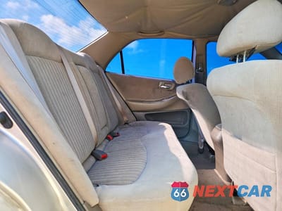 Zdjęcie 10 z 13 samochodu: 1998 HONDA ACCORD LX VIN:1HGCG5647WA153432 - miniatura