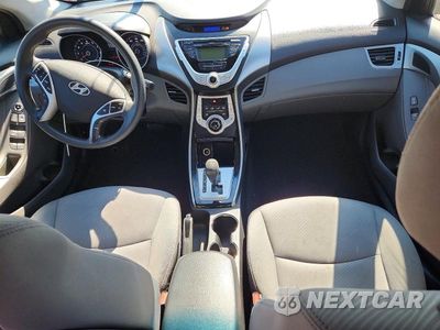 Zdjęcie 8 z 12 samochodu: 2013 HYUNDAI ELANTRA GLS VIN:5NPDH4AE6DH160520 - miniatura