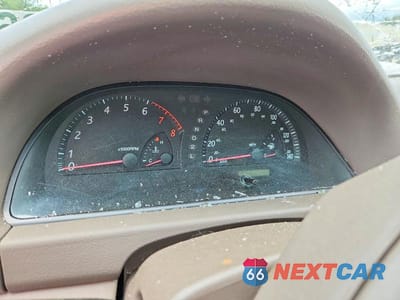 Zdjęcie 9 z 11 samochodu: 2004 TOYOTA CAMRY LE VIN:4T1BE32K14U307598 - miniatura