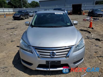 Piąte zdjęcie samochodu w środku: 2014 NISSAN SENTRA SV VIN:3N1AB7AP5EY216283 - miniatura