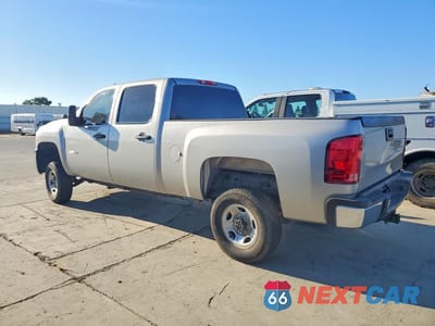 Drugie zdjęcie samochodu z przodu: 2008 CHEVROLET SILVERADO K2500 HEAVY DUTY VIN:1GCHK236X8F147489 - miniatura