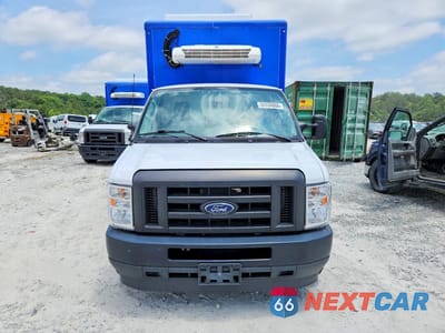 Piąte zdjęcie samochodu w środku: 2023 FORD E350 REFRIGERATED BOX TRUCK VIN:1FDWE3FK8PDD25001 - miniatura