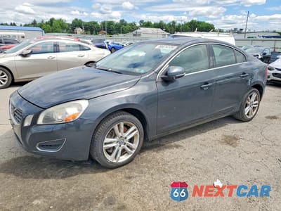 2013 VOLVO S60 T5 YV1612FH2D2186323 - główne zdjęcie licytacji z USA - miniatura