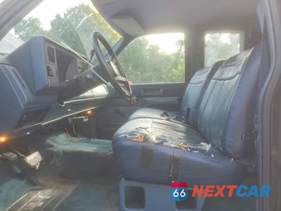 Zdjęcie 7 z 12 samochodu: 1989 GMC SIERRA C3500 VIN:2GTGC39N1K1553317 - miniatura