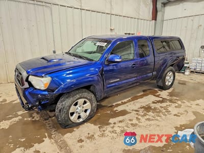 2015 TOYOTA TACOMA V6 5TFUU4EN1FX125624 - główne zdjęcie licytacji z USA - miniatura