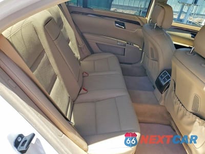 Zdjęcie 10 z 12 samochodu: 2012 MERCEDES-BENZ S 550 4MATIC VIN:WDDNG9EB9CA474775 - miniatura