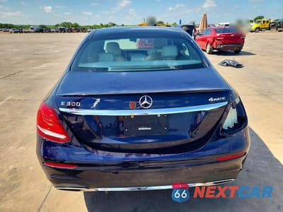 Zdjęcie 6 z 13 samochodu: 2019 MERCEDES-BENZ E 300 4MATIC VIN:WDDZF4KB8KA585781 - miniatura