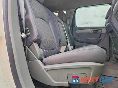 Zdjęcie 11 z 13 samochodu: 2015 CHEVROLET TRAVERSE LS VIN:1GNKRFED4FJ239462 - miniatura