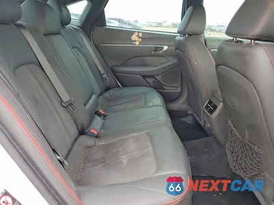 Zdjęcie 11 z 13 samochodu: 2021 HYUNDAI SONATA SEL PLUS VIN:5NPEJ4J27MH106223 - miniatura