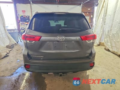 Zdjęcie 6 z 13 samochodu: 2019 TOYOTA HIGHLANDER LE VIN:5TDBZRFH6KS704994 - miniatura