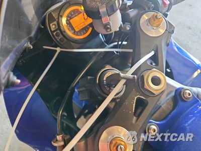 Zdjęcie 8 z 9 samochodu: 2004 KAWASAKI NINJA ZX 10R VIN:JKAZXCC164A013564 - miniatura