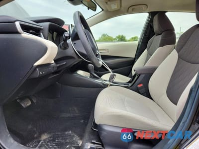 Zdjęcie 7 z 12 samochodu: 2020 TOYOTA COROLLA VIN:JTDEPRAE0LJ006461 - miniatura