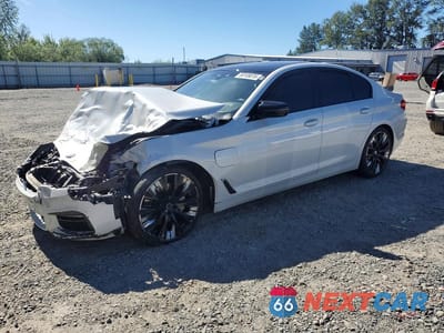 2019 BMW 530XE WBAJB1C5XKB376883 - główne zdjęcie licytacji z USA - miniatura