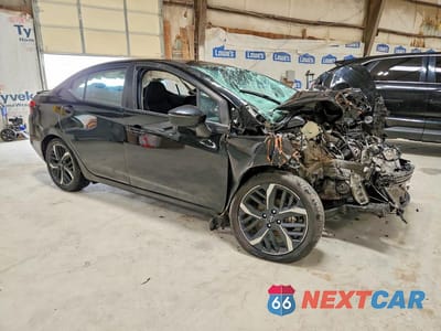 Czwarte zdjęcie samochodu z boku: 2024 NISSAN VERSA SR VIN:3N1CN8FV7RL906522 - miniatura
