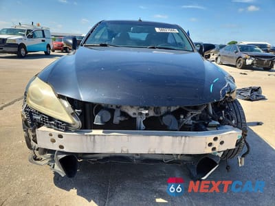 Piąte zdjęcie samochodu w środku: 2013 LEXUS IS 350 VIN:JTHFE2C24D2509585 - miniatura