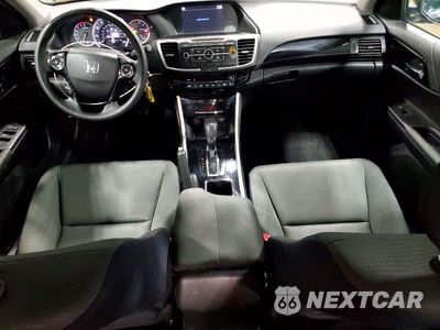 Zdjęcie 8 z 12 samochodu: 2017 HONDA ACCORD LX VIN:1HGCR2F35HA122621 - miniatura