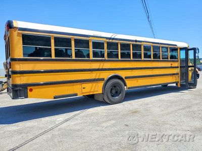Czwarte zdjęcie samochodu z boku: 2014 IC CORPORATION CE SERIES SCHOOL - SCHOOL BUS VIN:4DRBUSKN0EB418955 - miniatura