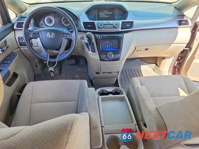 Zdjęcie 8 z 13 samochodu: 2014 HONDA ODYSSEY EX VIN:5FNRL5H48EB021707 - miniatura