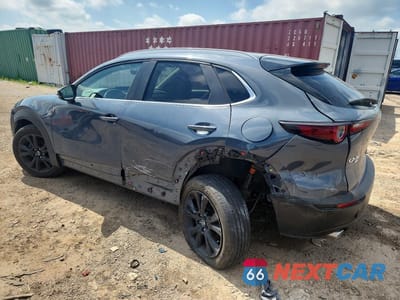 Drugie zdjęcie samochodu z przodu: 2022 MAZDA CX-30 PREFERRED VIN:3MVDMBCL1NM450573 - miniatura