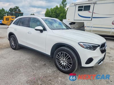 Czwarte zdjęcie samochodu z boku: 2024 MERCEDES-BENZ GLC 300 4MATIC VIN:W1NKM4HB1RF226237 - miniatura
