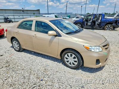 Czwarte zdjęcie samochodu z boku: 2013 TOYOTA COROLLA L VIN:5YFBU4EE7DP157349 - miniatura