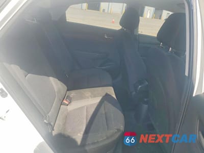 Zdjęcie 10 z 12 samochodu: 2021 HYUNDAI ACCENT SE VIN:3KPC24A66ME129052 - miniatura
