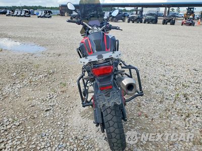 Czwarte zdjęcie samochodu z boku: 2019 BMW F 850 GS VIN:WB10B1907KZ790248 - miniatura