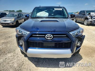 Piąte zdjęcie samochodu w środku: 2023 TOYOTA 4RUNNER TRD OFF-ROAD PREMIUM VIN:JTERU5JR0P6185109 - miniatura