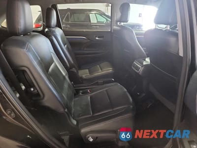 Zdjęcie 11 z 13 samochodu: 2018 TOYOTA HIGHLANDER LIMITED VIN:5TDDZRFH6JS907262 - miniatura