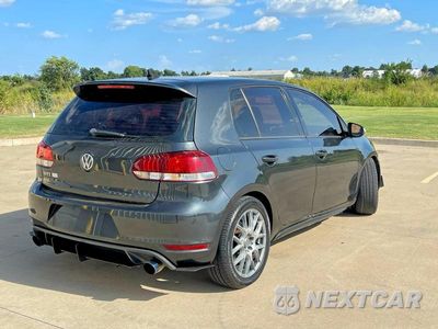 Czwarte zdjęcie samochodu z boku: 2013 VOLKSWAGEN GTI VIN:WVWHD7AJ4DW123732 - miniatura