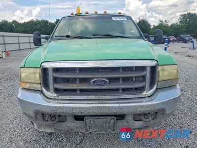 Piąte zdjęcie samochodu w środku: 2002 FORD F350 SUPER DUTY VIN:1FDWX36F52EC33991 - miniatura