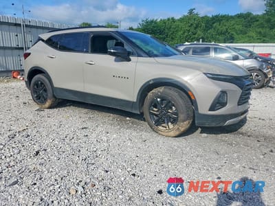 Czwarte zdjęcie samochodu z boku: 2021 CHEVROLET BLAZER 2LT VIN:3GNKBHRS7MS513029 - miniatura
