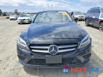 Piąte zdjęcie samochodu w środku: 2020 MERCEDES-BENZ C 300 4MATIC VIN:55SWF8EB8LU325887 - miniatura