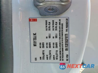Zdjęcie 13 z 13 samochodu: 2018 TESLA MODEL 3 VIN:5YJ3E1EA2JF161779 - miniatura